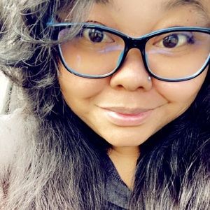 Meet your Posher, Amber jasmin